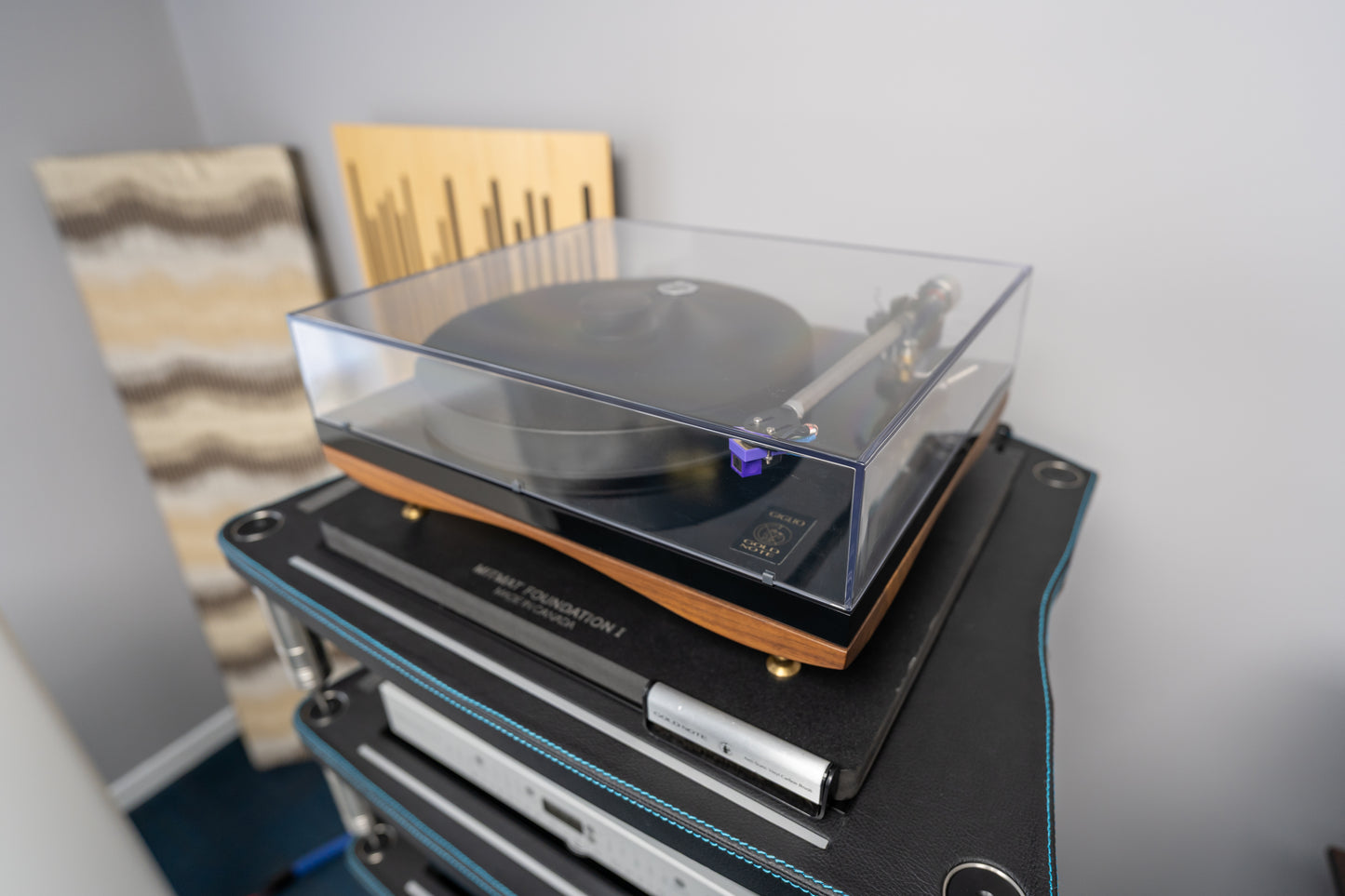 Gold Note Giglio Turntable with Upgraded B7 Tonearm