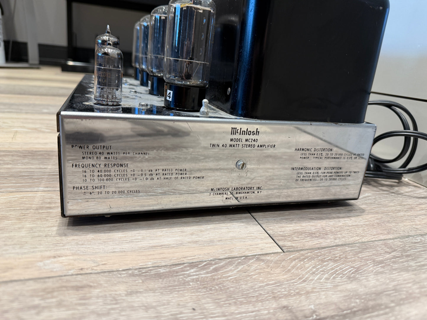 McIntosh MC240 Tube Amplifier (Consignment)