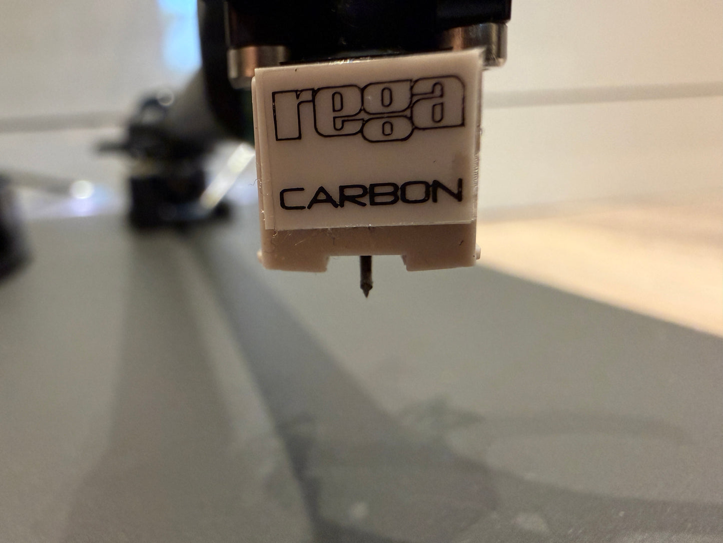 Rega P1 Turntable with Carbon stylus (consignment)