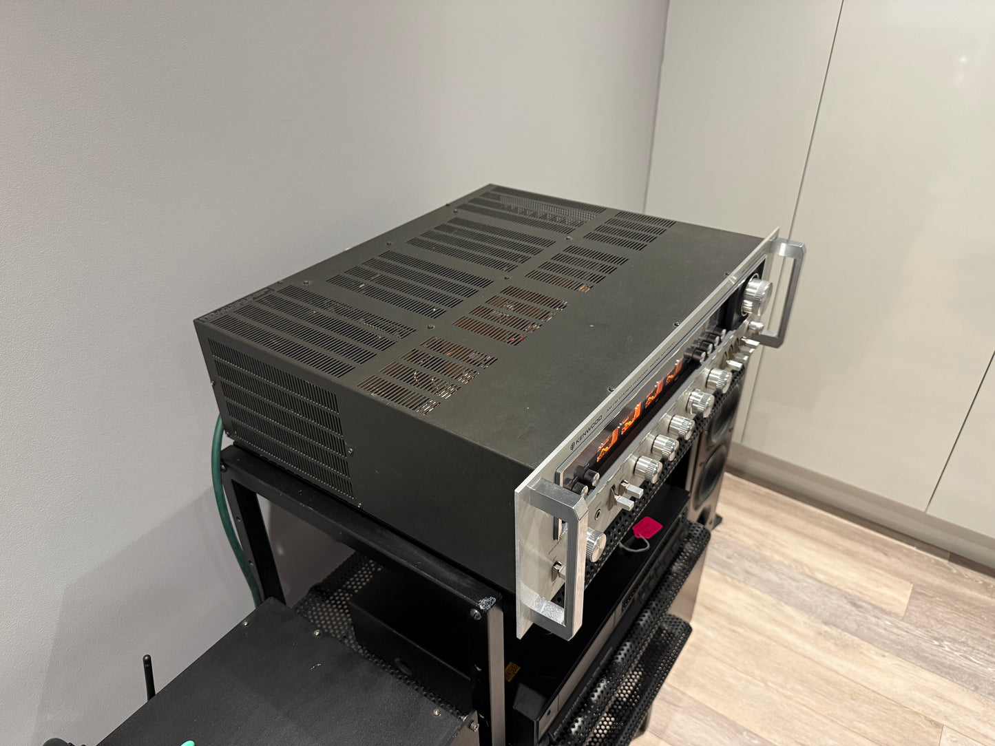 Kenwood AM FM Stereo Receiver integrated amp KR-9600 (used)