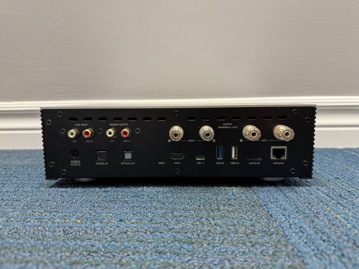 HiFi ROSE RS201E Network streamer & Amplifier (Demo)