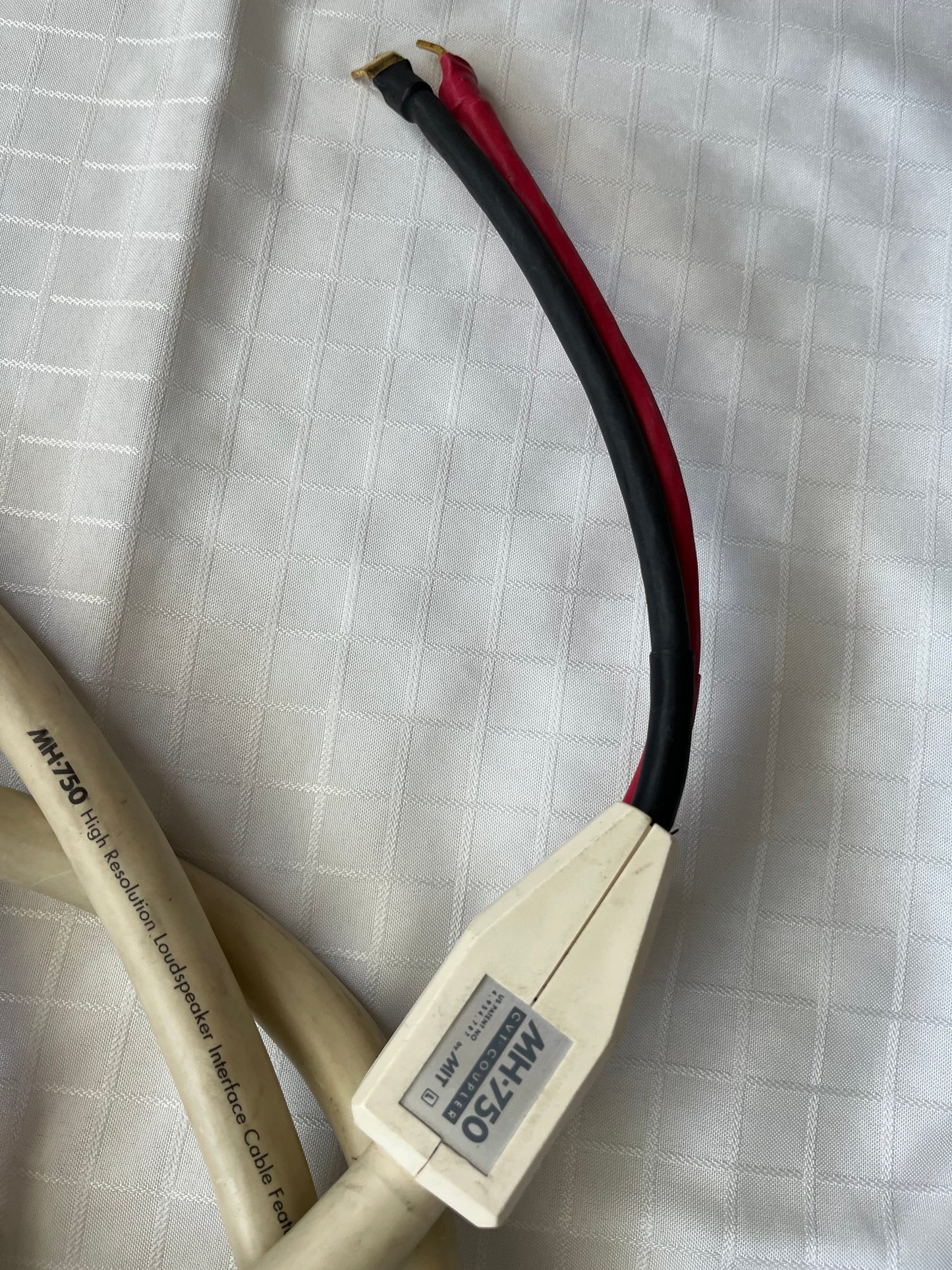 MIT 750 HE Speaker cables-used