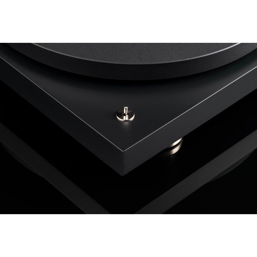 Pro-Ject Debut Pro Turntable with Pick it PRO Cartridge
