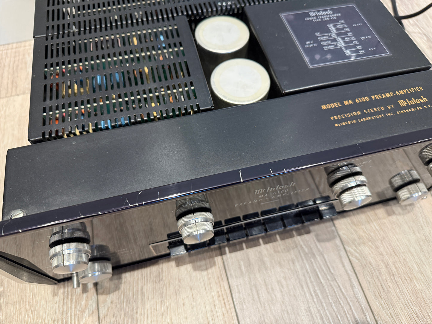 McIntosh MA6100 Integrated Amplifier (Consignment)