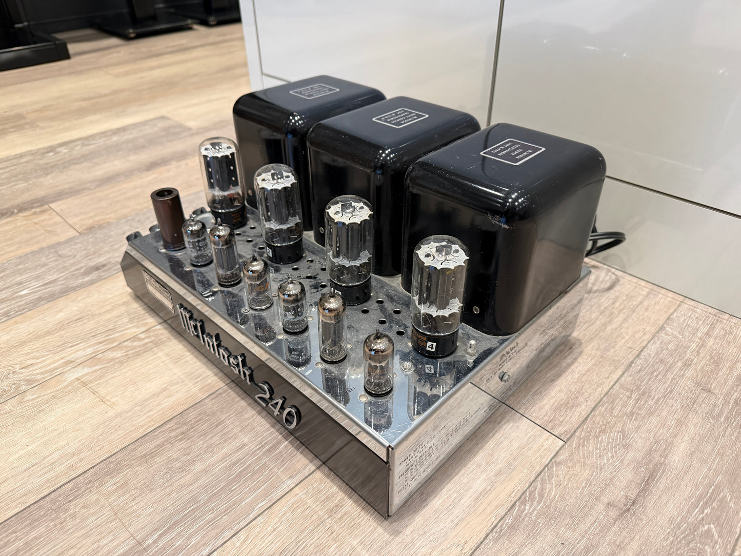 McIntosh MC240 Tube Amplifier (Consignment)