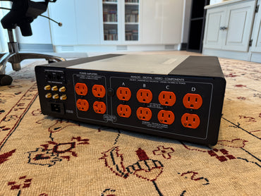 Furman IT-Reference 20i Power Conditioner (Used)