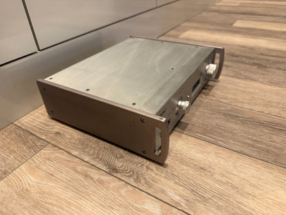 TEAC UD-501 DAC/Headphone Amp (used)