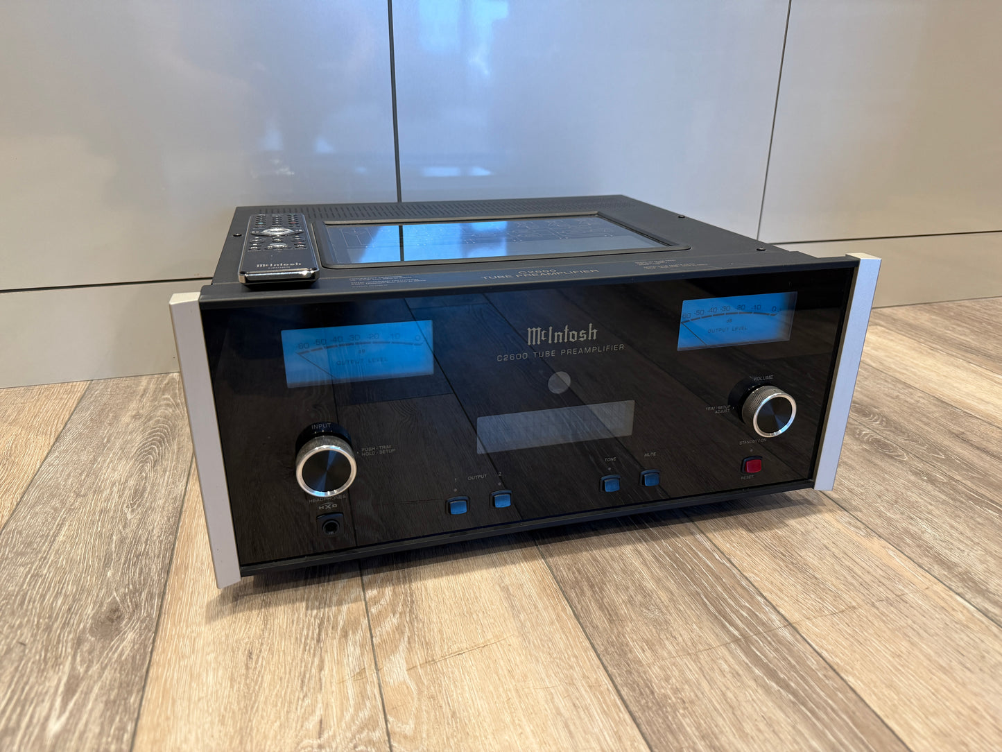 McIntosh C2600 Tube Pre-Amplifier (used)