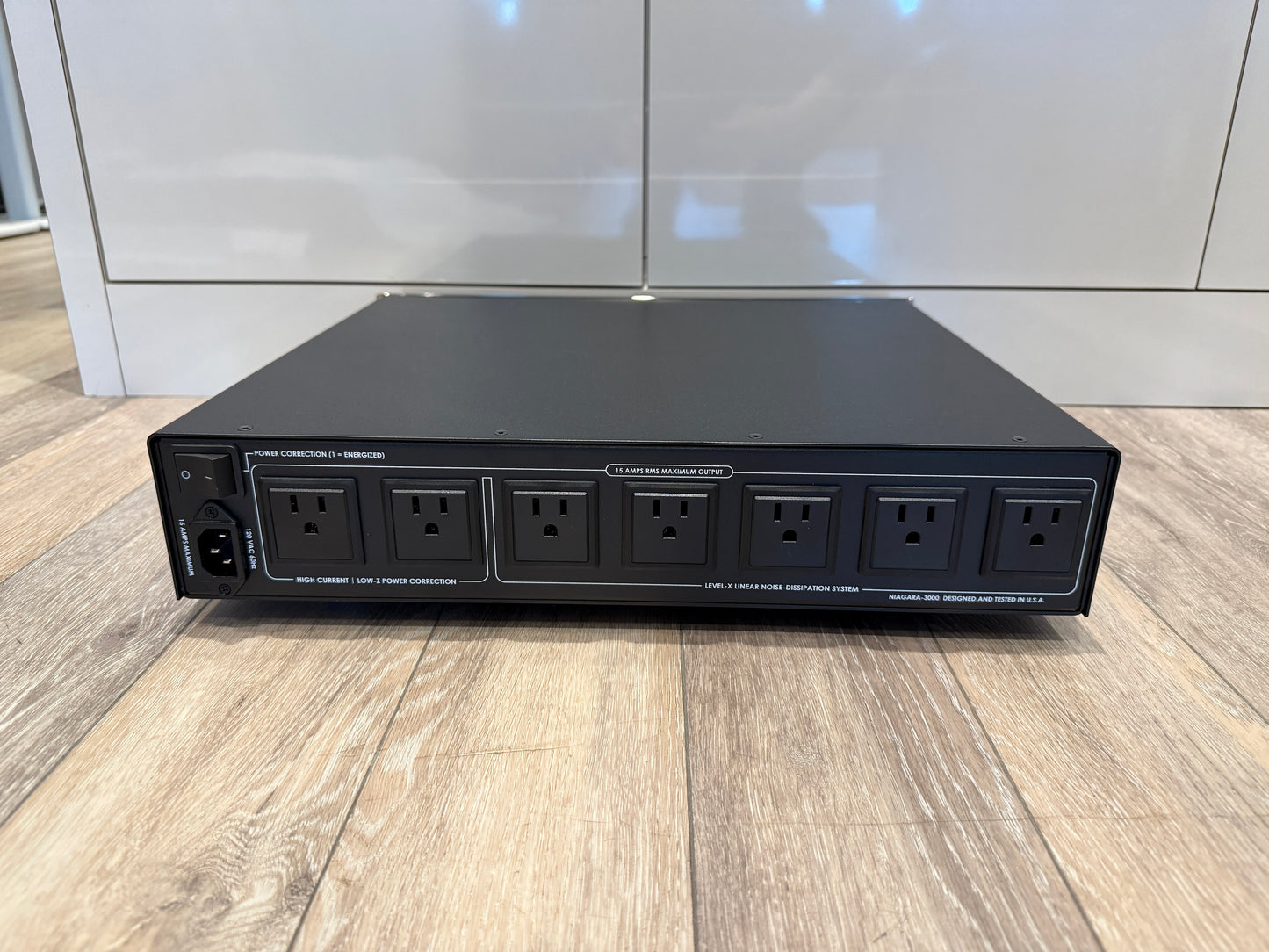 Audioquest Niagara 3000 Power Conditioner