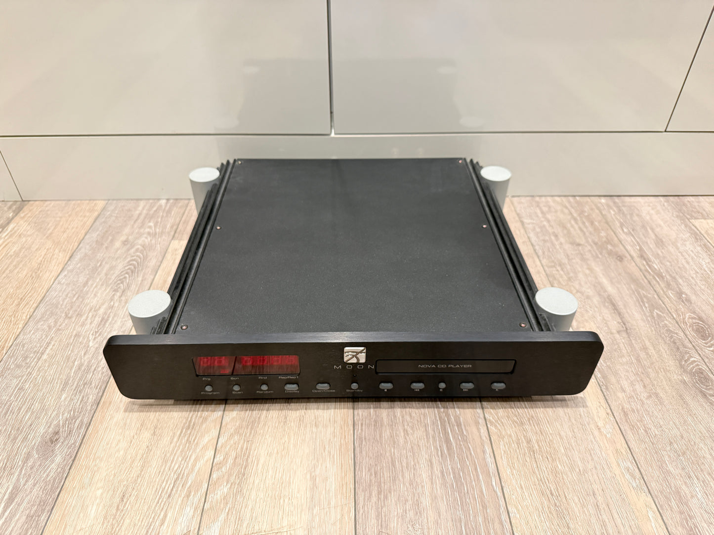 Simaudio MOON Nova CD Player (Consignment)