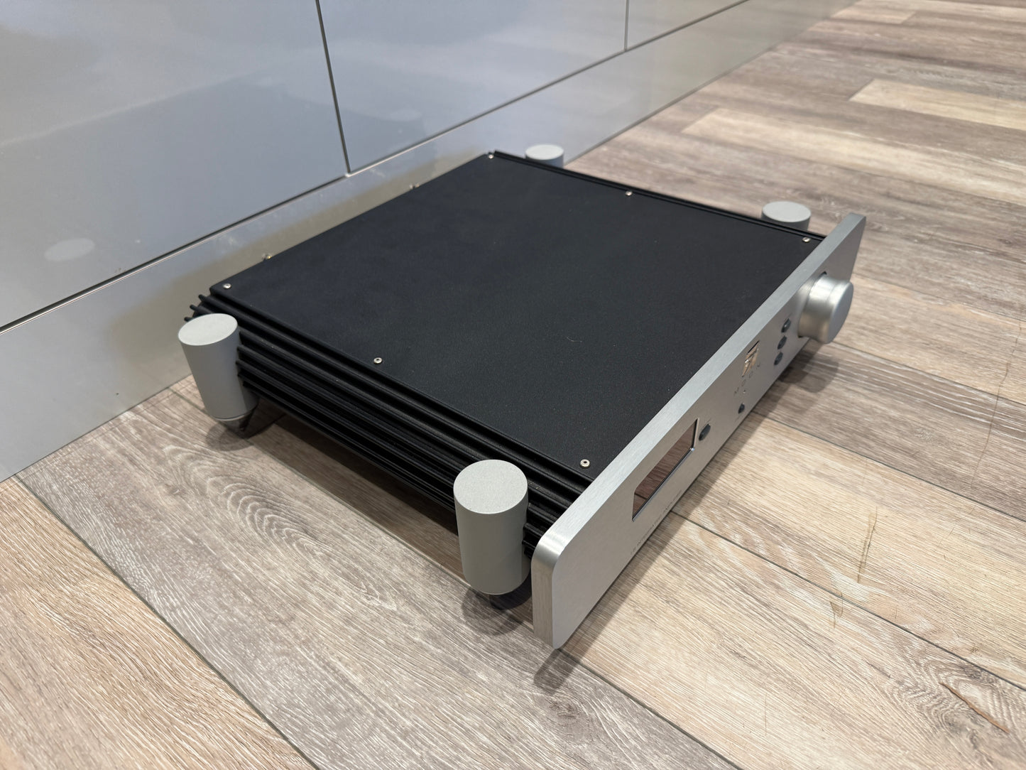 Simaudio Moon i-5 Limited Edition Integrated Amplifier (Used)