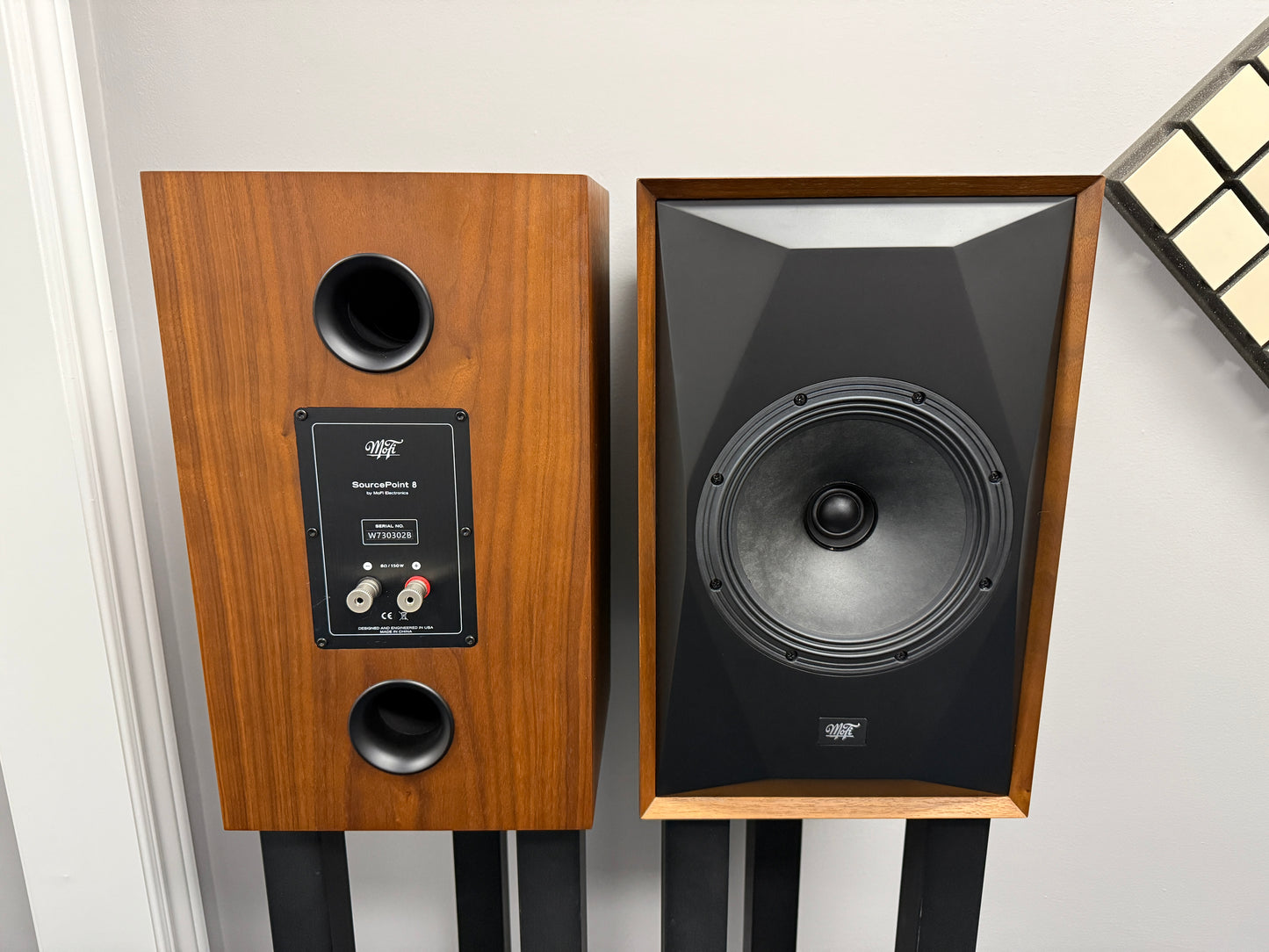 MoFi Sourcepoint 8 Speakers & Stands (DEMO)