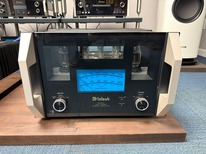McIntosh MC451 Dual Mono Amplifiers (PAIR) - DEMO SALE