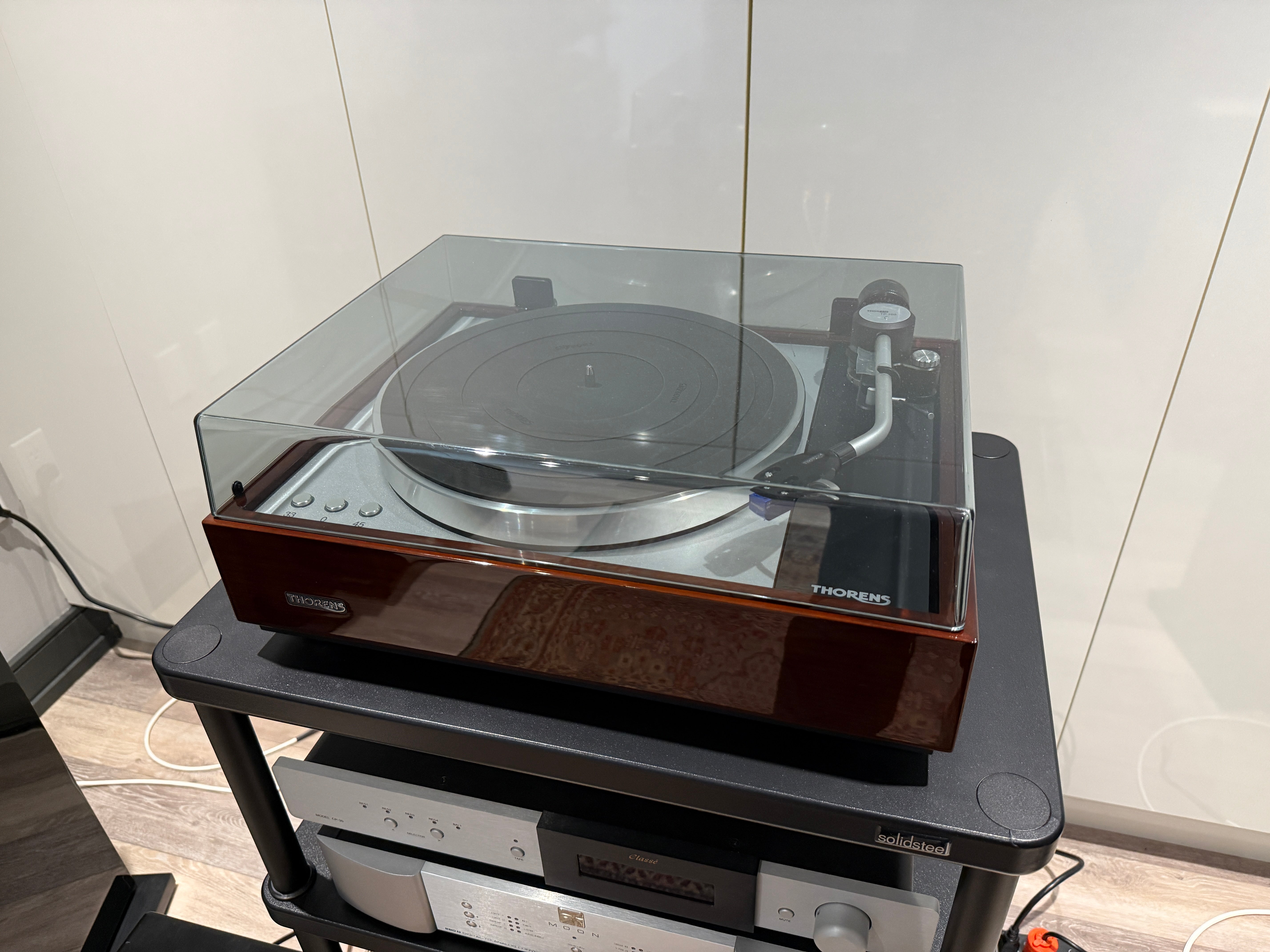 Thorens TD1600 Turntable with TS1500 Cartridge - (DEMO SALE