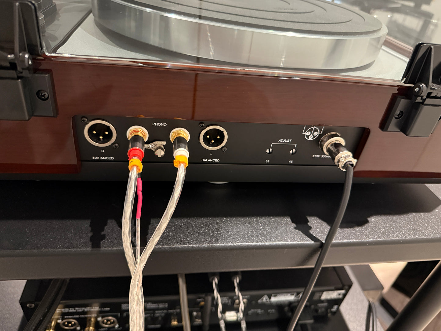 Thorens TD1600 Turntable with TS1500 Cartridge - (DEMO SALE)