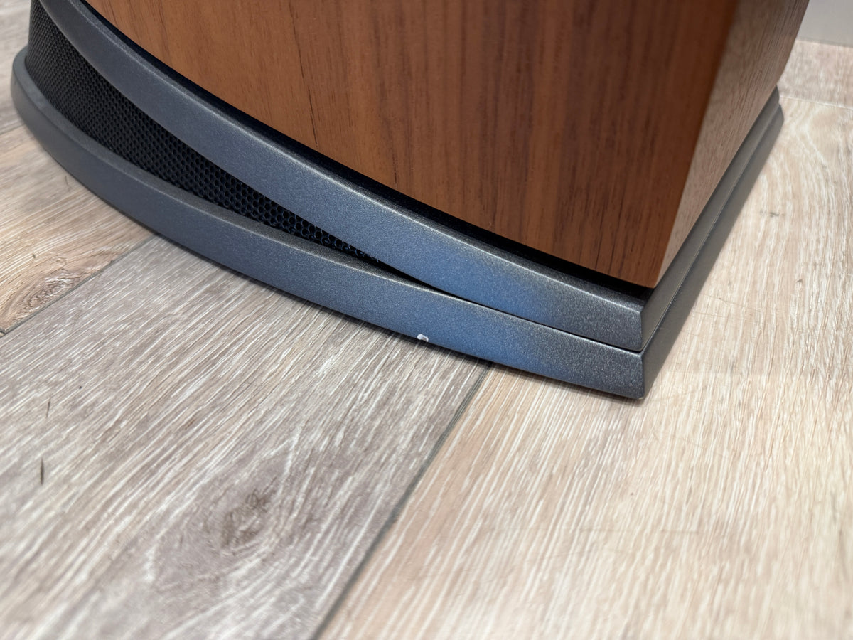 Audiovector R 3 Arrete Floorstanding Speakers (Used)