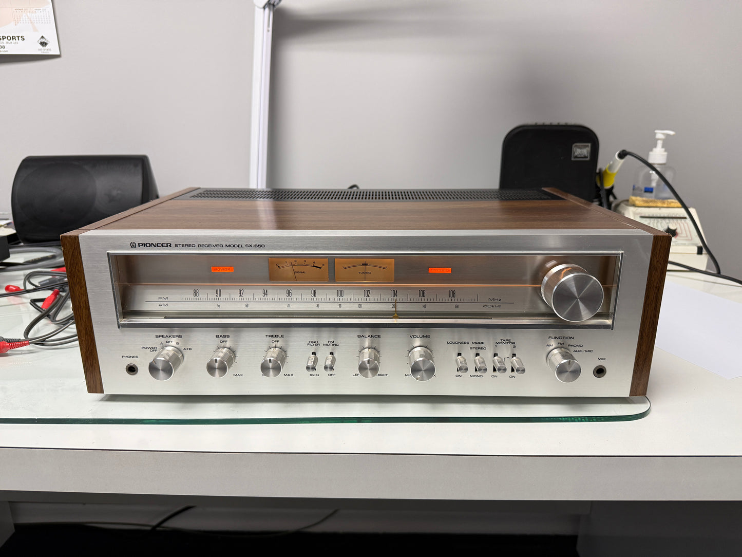 Pioneer SX-650 Stereo Receiver (Consignment)