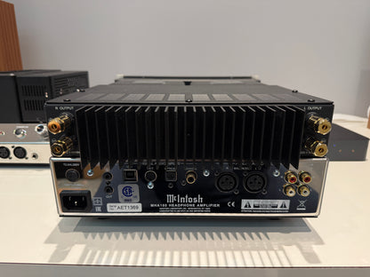 McIntosh MHA150 Integrated amp & Headphone amp (Consignment)