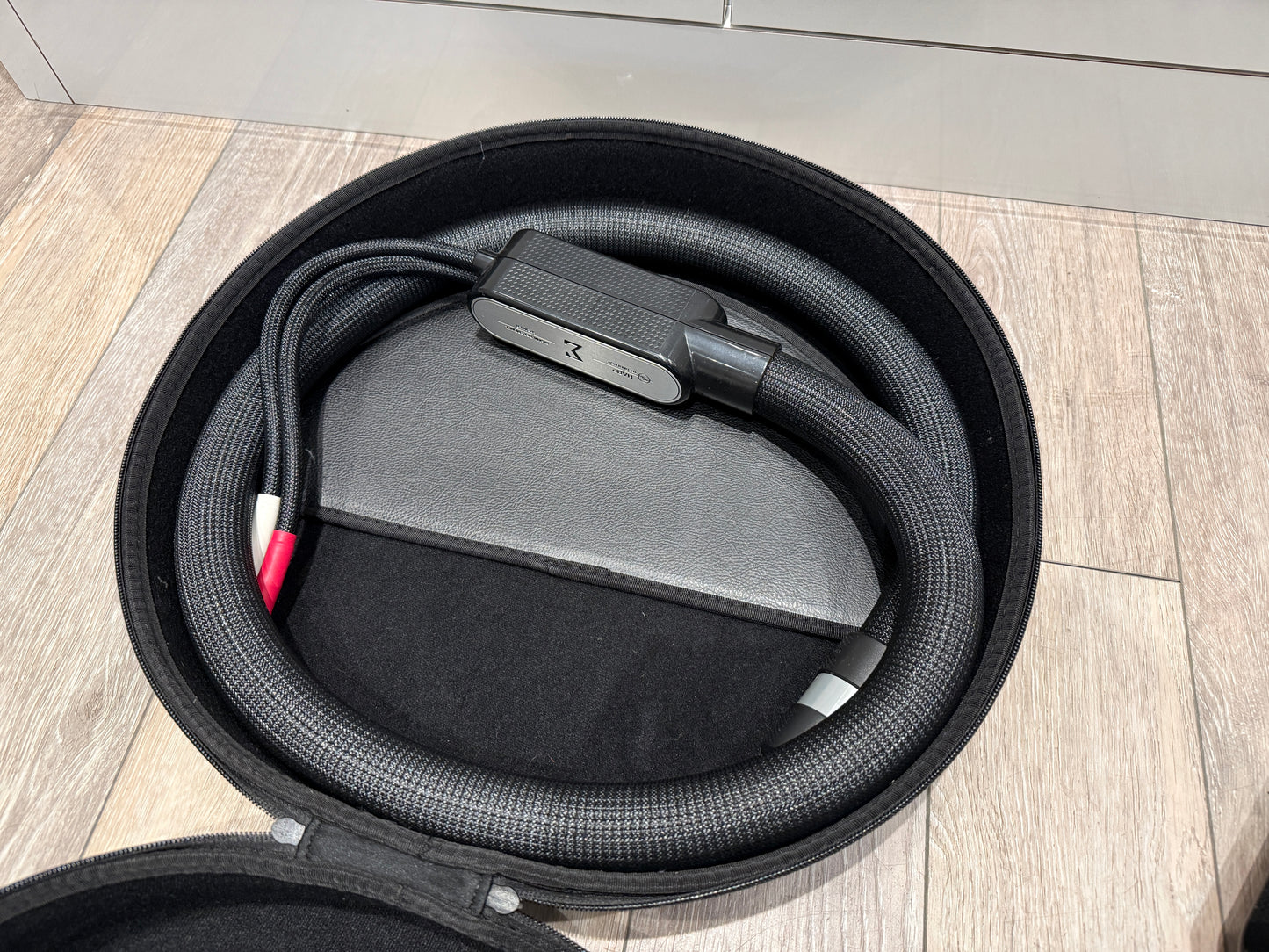 Shunyata Research Sigma Reference Speaker Cable 2M Pair (consignment)