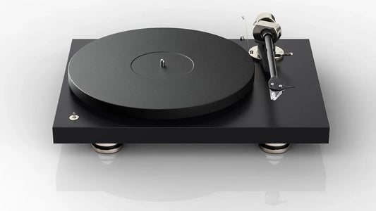 Pro-Ject Debut Pro Turntable with Pick it PRO Cartridge