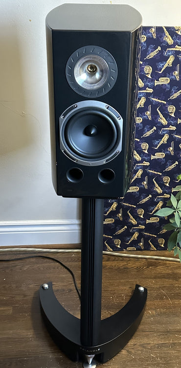 Triangle Magellan Duetto 40th Anniversary Bookshelf Speakers (CLEARANCE SALE)