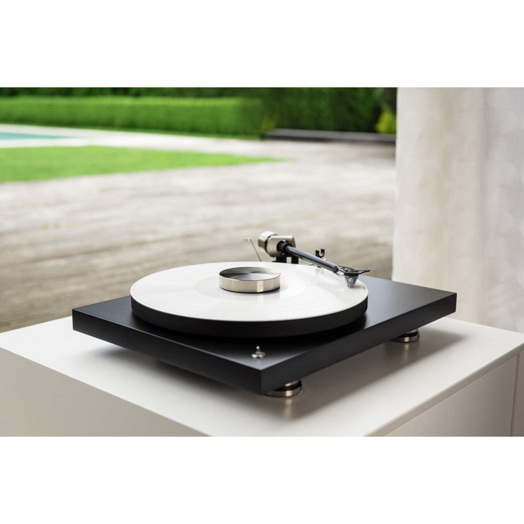 Pro-Ject Debut Pro S Turntable with Pick It S2C Black Cartridge