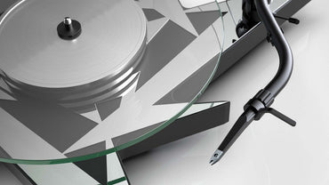 Pro-Ject Metallica Limited Edition Turntable with Ortofon Pick It S2C Cartridge