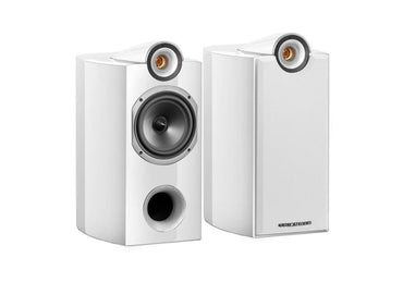 Triangle Signature Theta Bookshelf Speakers (Pr.)